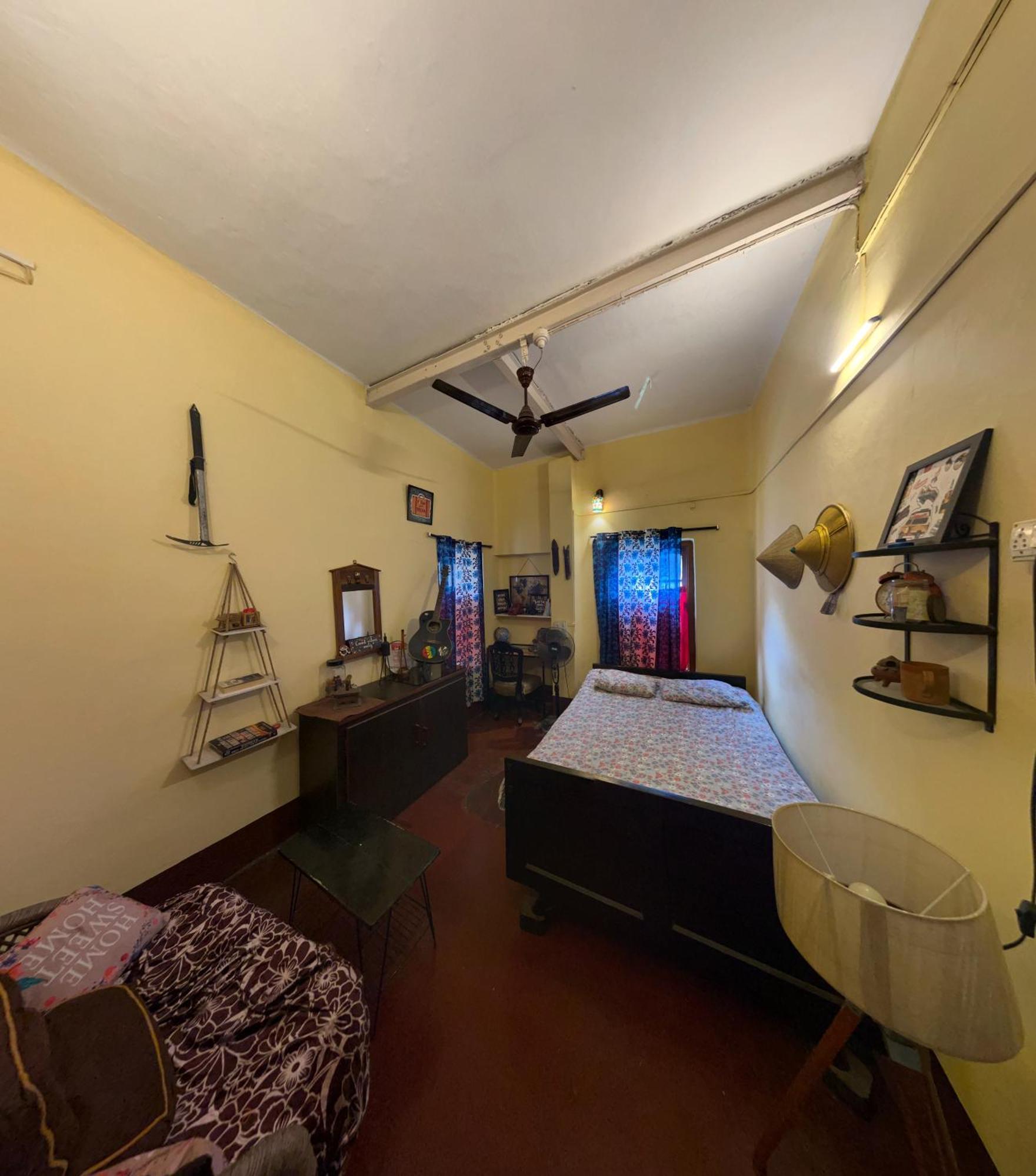 Calcutta Backpackers Homestay- For Travellers And Backpackers Extérieur photo